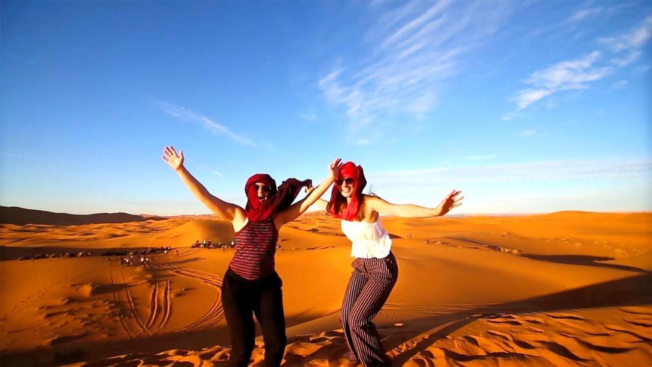 Desert Romantic Camp メルズーガ エクステリア 写真