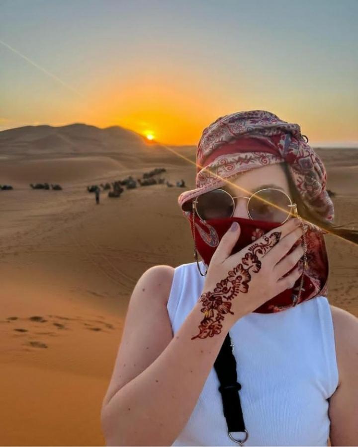 Desert Romantic Camp メルズーガ エクステリア 写真