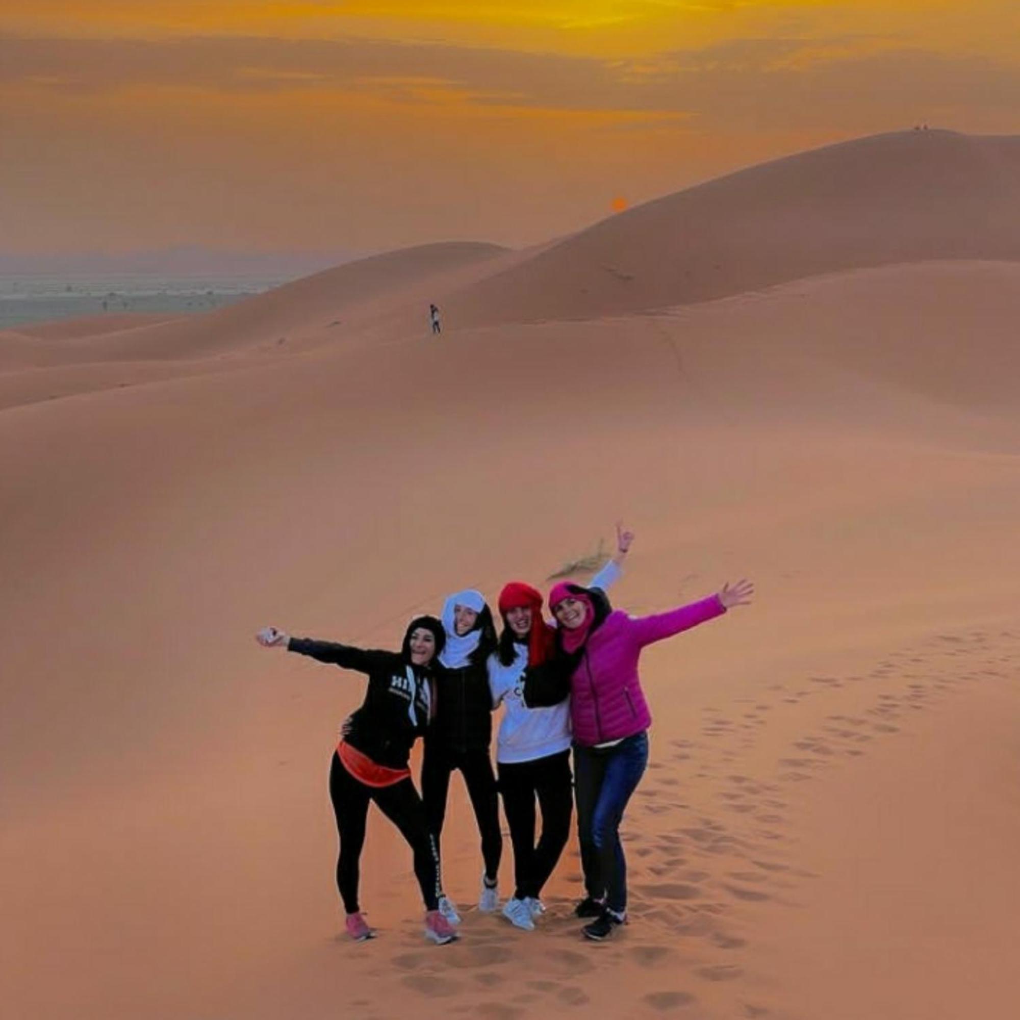 Desert Romantic Camp メルズーガ エクステリア 写真